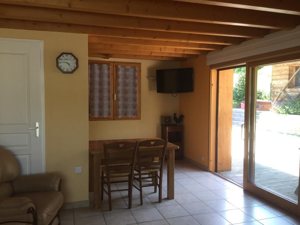 Auberge La Ferme De Ferrieres Annecy Exterior foto
